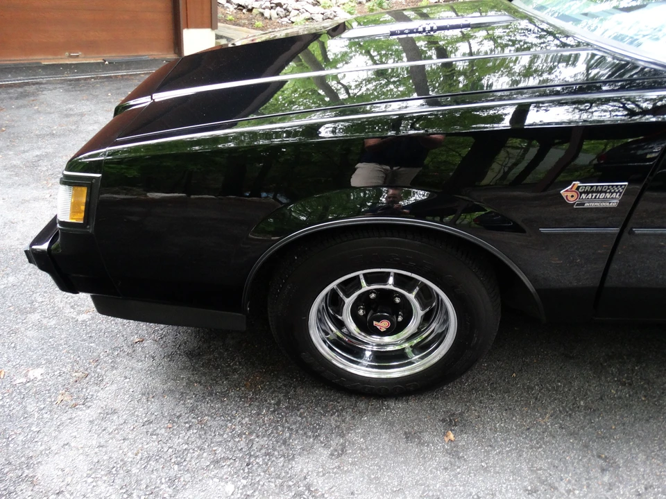 1987 Buick Grand National - Image 28 of 31