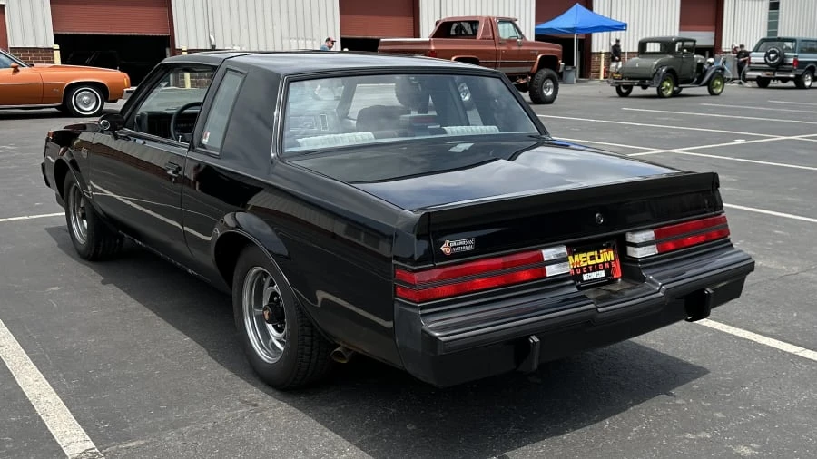 1987 Buick Grand National - Image 4 of 6