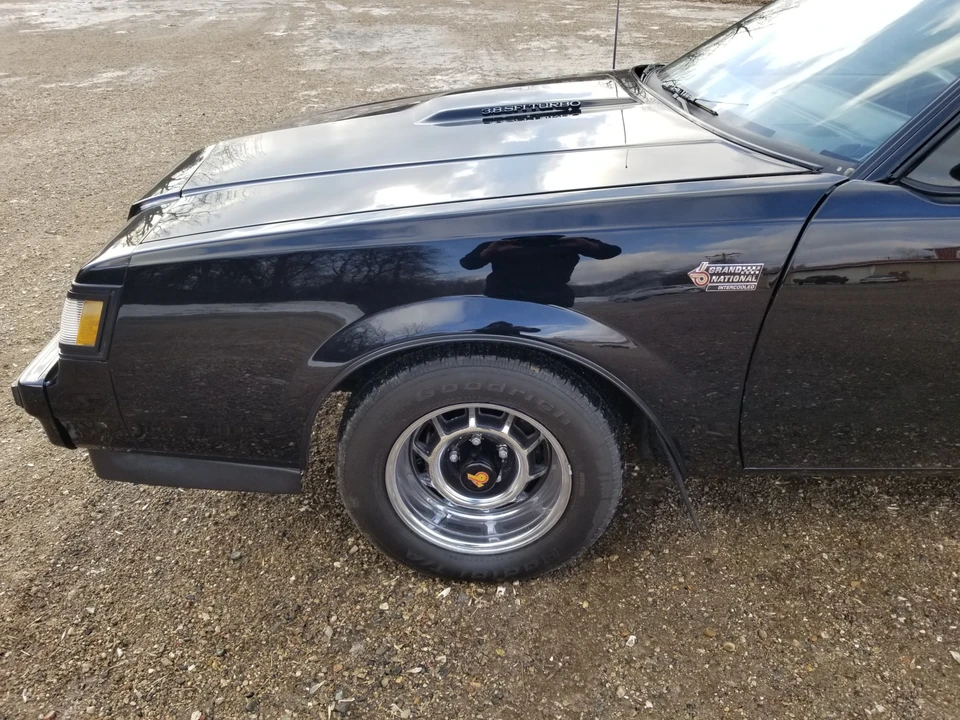 1987 Buick Grand National - Image 25 of 31