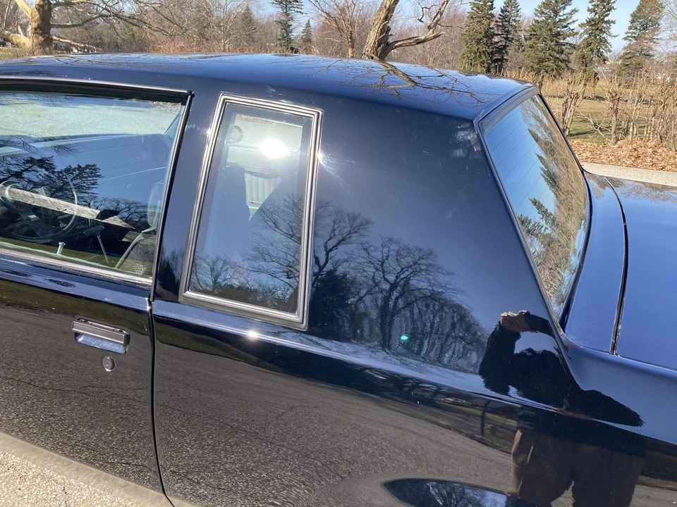 1987 Buick Grand National - Image 28 of 31
