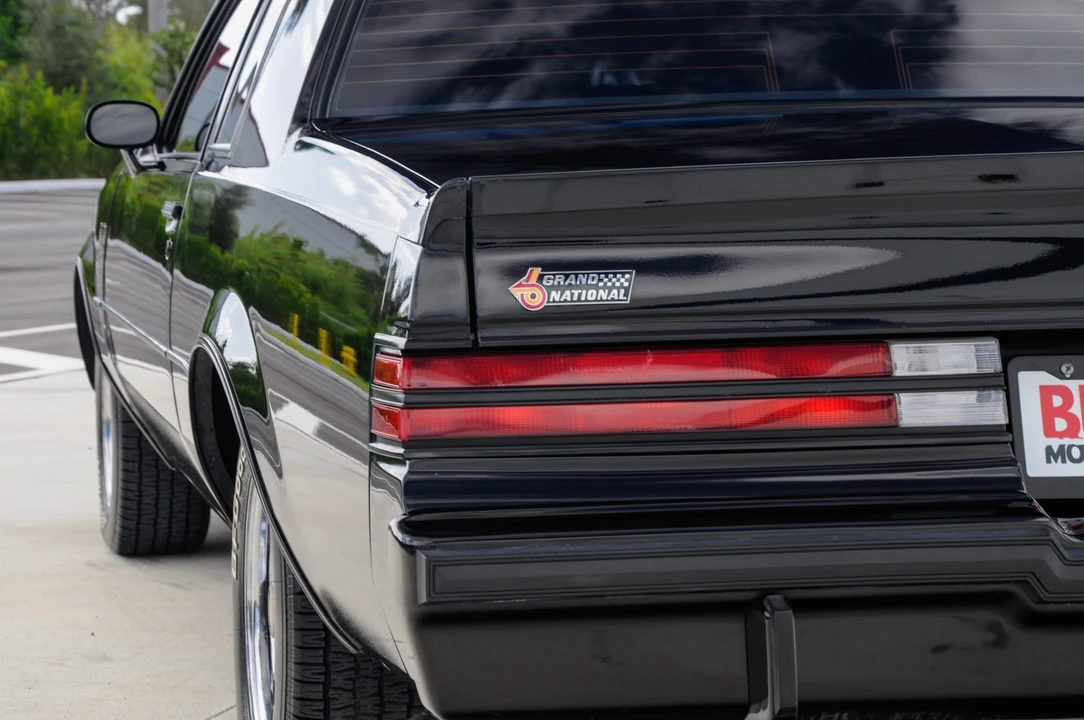 1987 Buick Grand National - Image 29 of 31