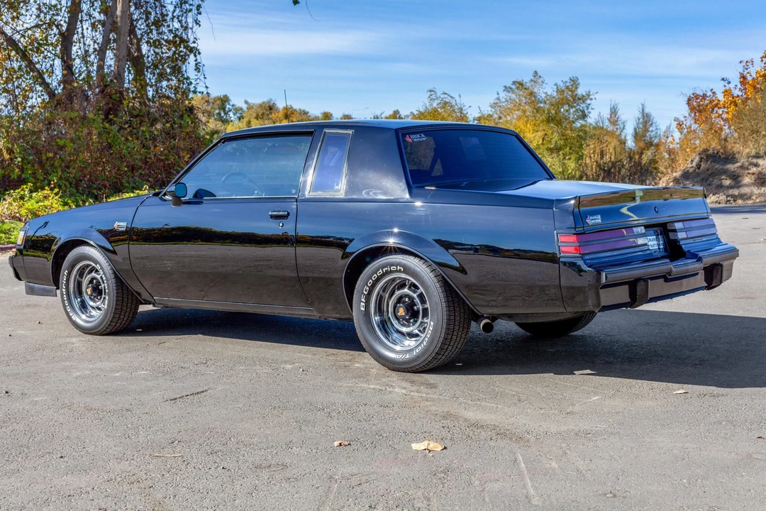 1987 Buick Grand National - Image 10 of 31