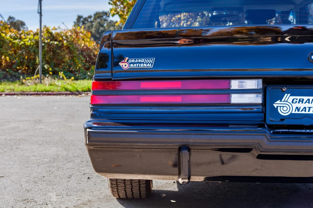 1987 Buick Grand National - Image 26 of 31