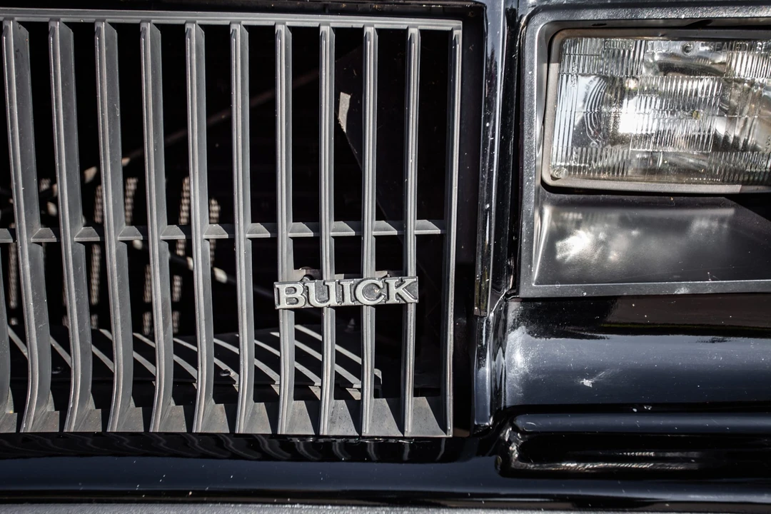 1987 Buick Grand National - Image 28 of 31