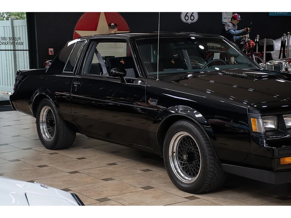 1987 Buick Grand National - Image 11 of 31