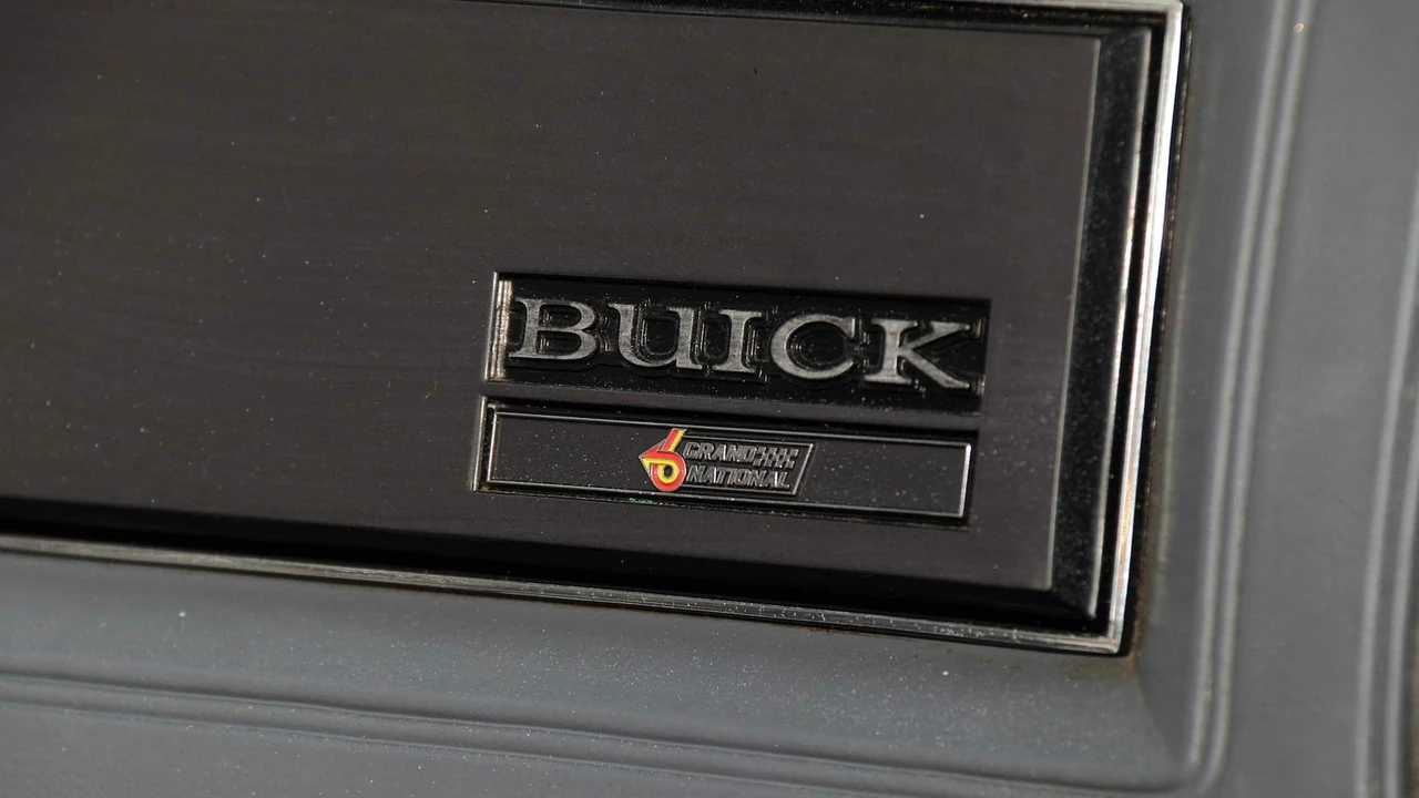 1987 Buick Grand National - Image 22 of 23