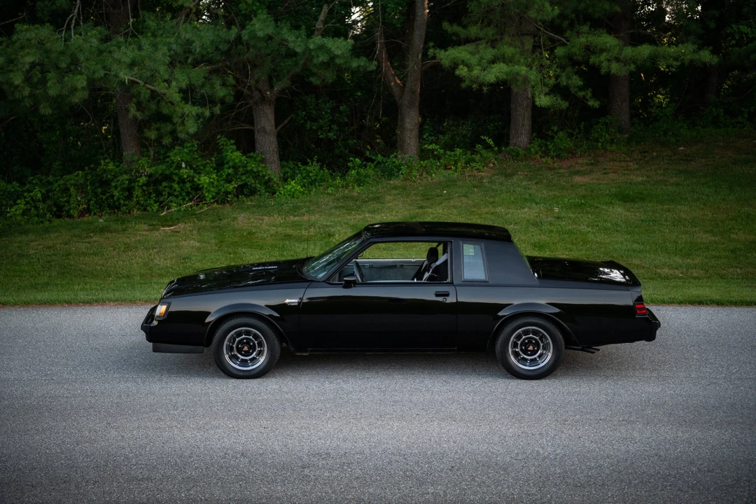 1987 Buick Grand National - Image 10 of 31