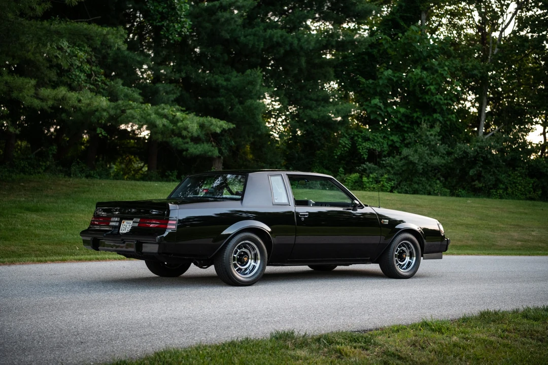 1987 Buick Grand National - Image 24 of 31