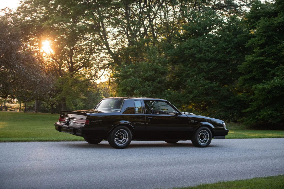 1987 Buick Grand National - Image 25 of 31