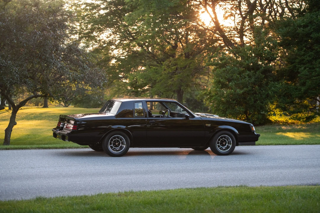 1987 Buick Grand National - Image 27 of 31
