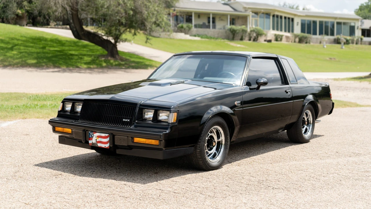 1987 Buick Grand National - Image 2 of 31
