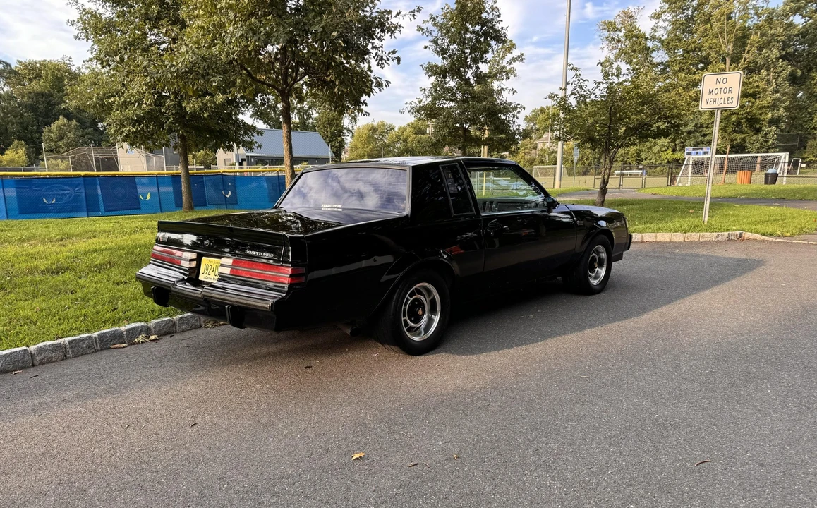 1987 Buick Grand National - Image 29 of 31