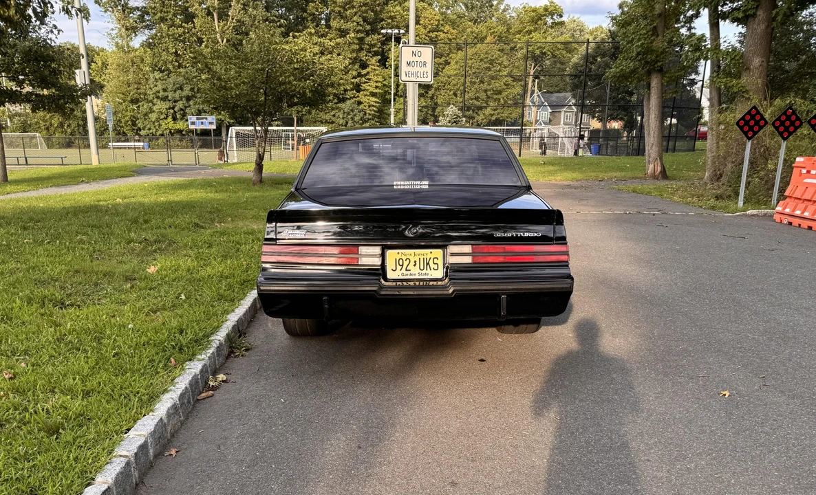 1987 Buick Grand National - Image 24 of 31