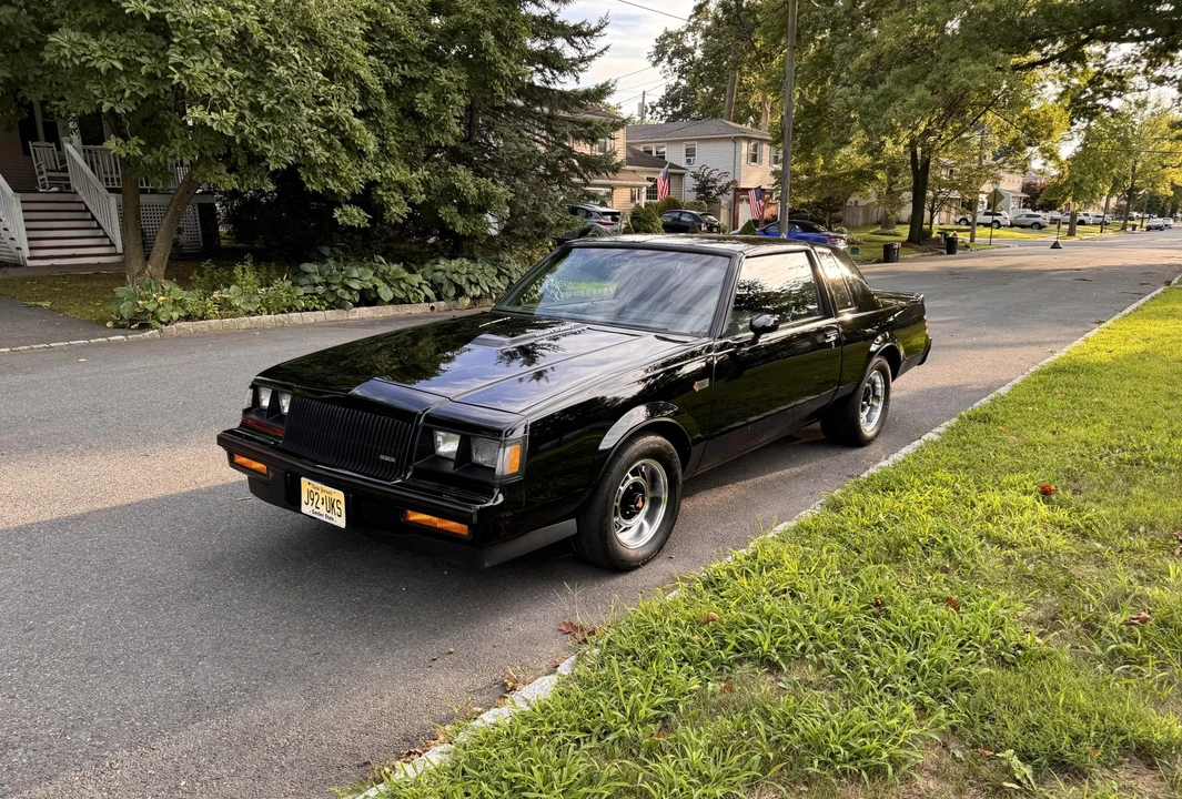 1987 Buick Grand National - Image 10 of 31