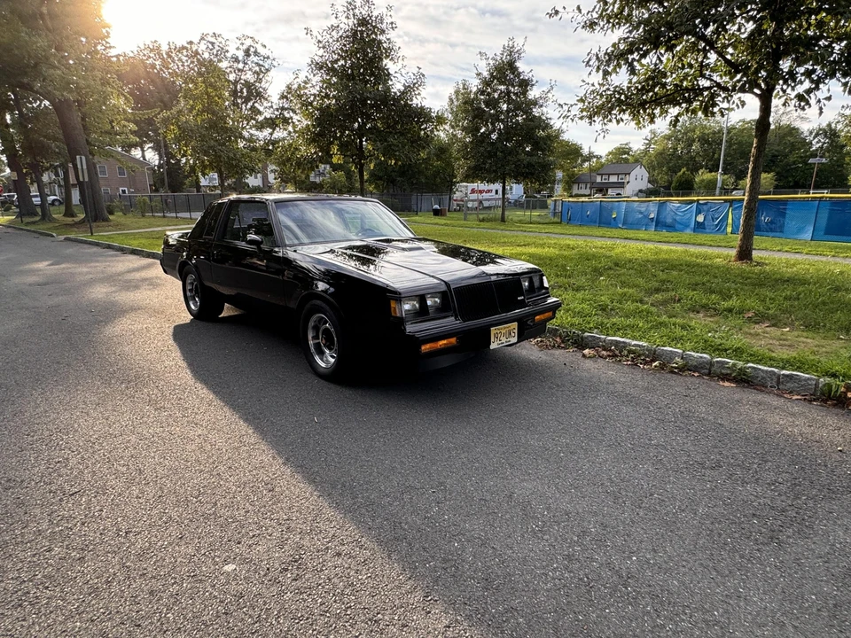 1987 Buick Grand National - Image 2 of 31