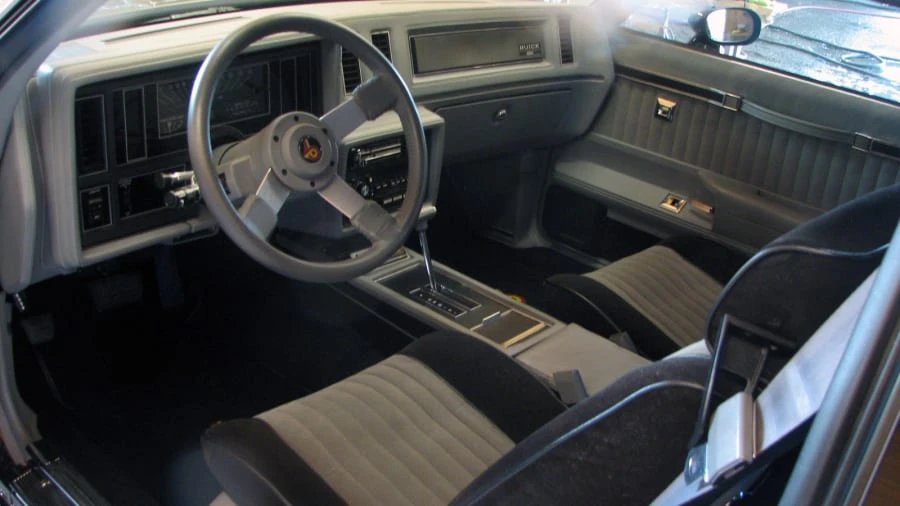 1987 Buick Grand National - Image 4 of 10