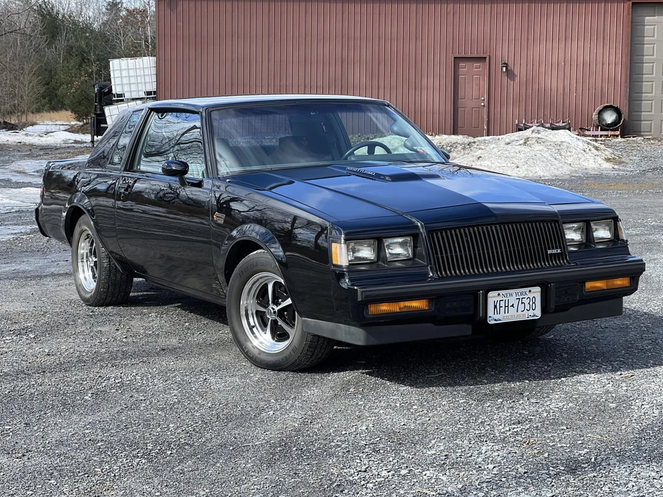 1987 Buick Grand National - Image 2 of 31