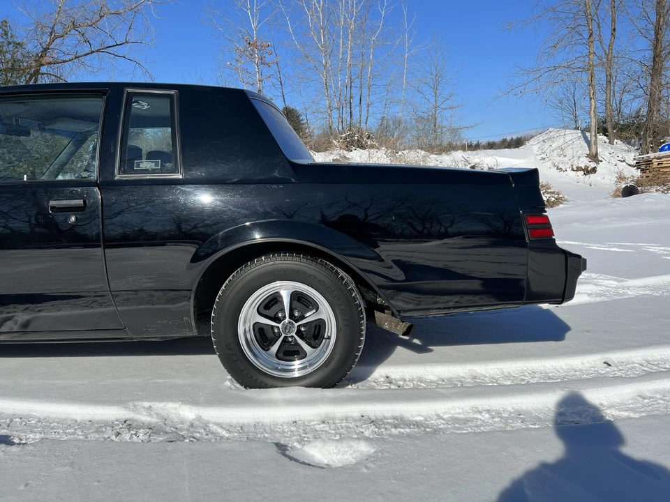 1987 Buick Grand National - Image 26 of 31