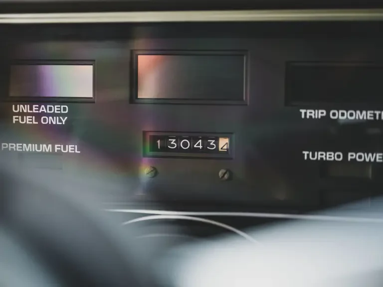1987 Buick Grand National - Image 24 of 31