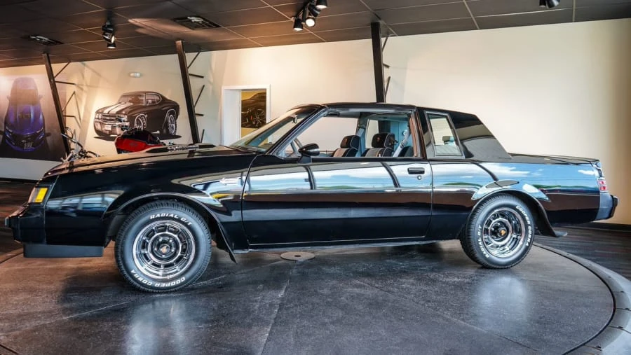1987 Buick Grand National - Image 2 of 31
