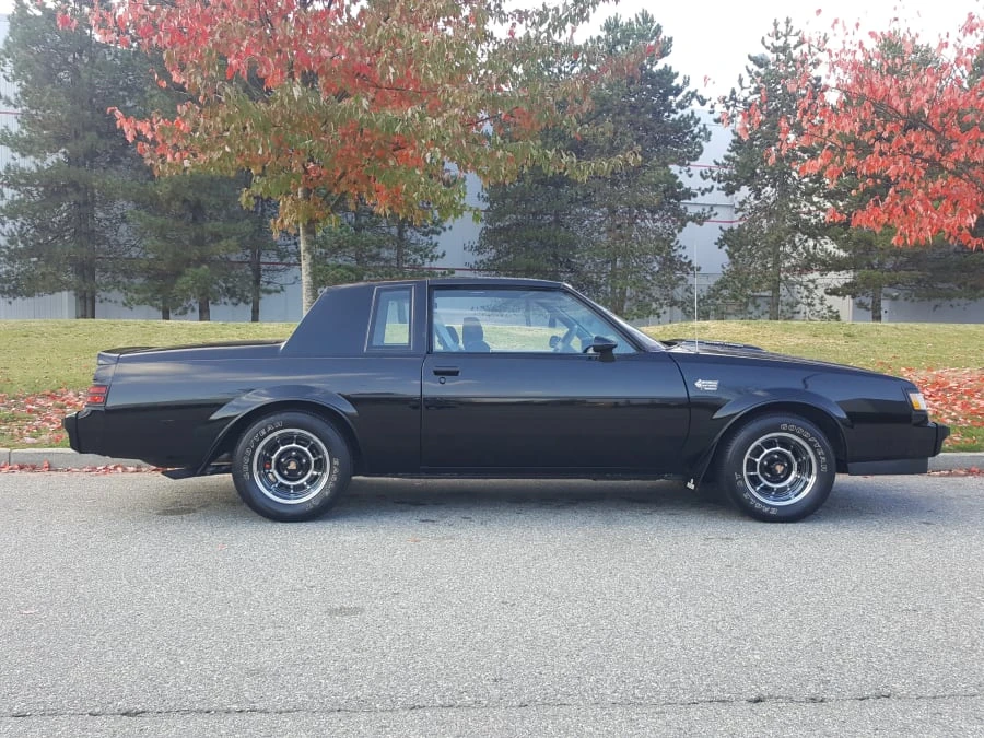 1987 Buick Grand National - Image 9 of 10