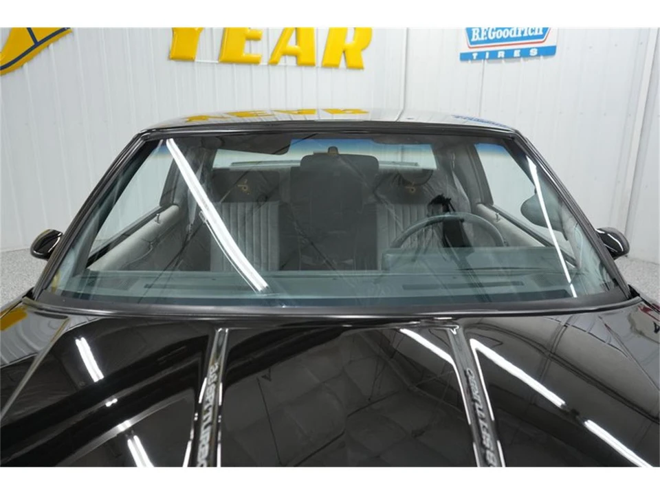 1987 Buick Grand National - Image 26 of 31