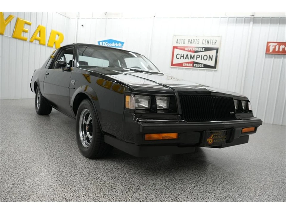 1987 Buick Grand National - Image 22 of 31