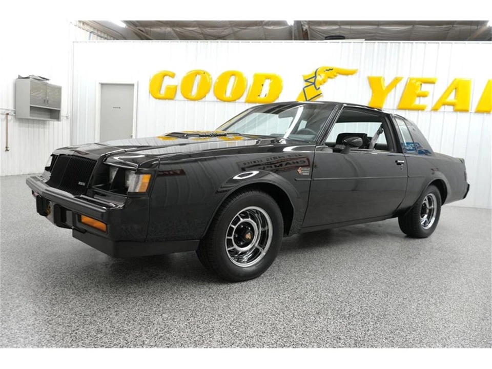 1987 Buick Grand National - Image 4 of 31