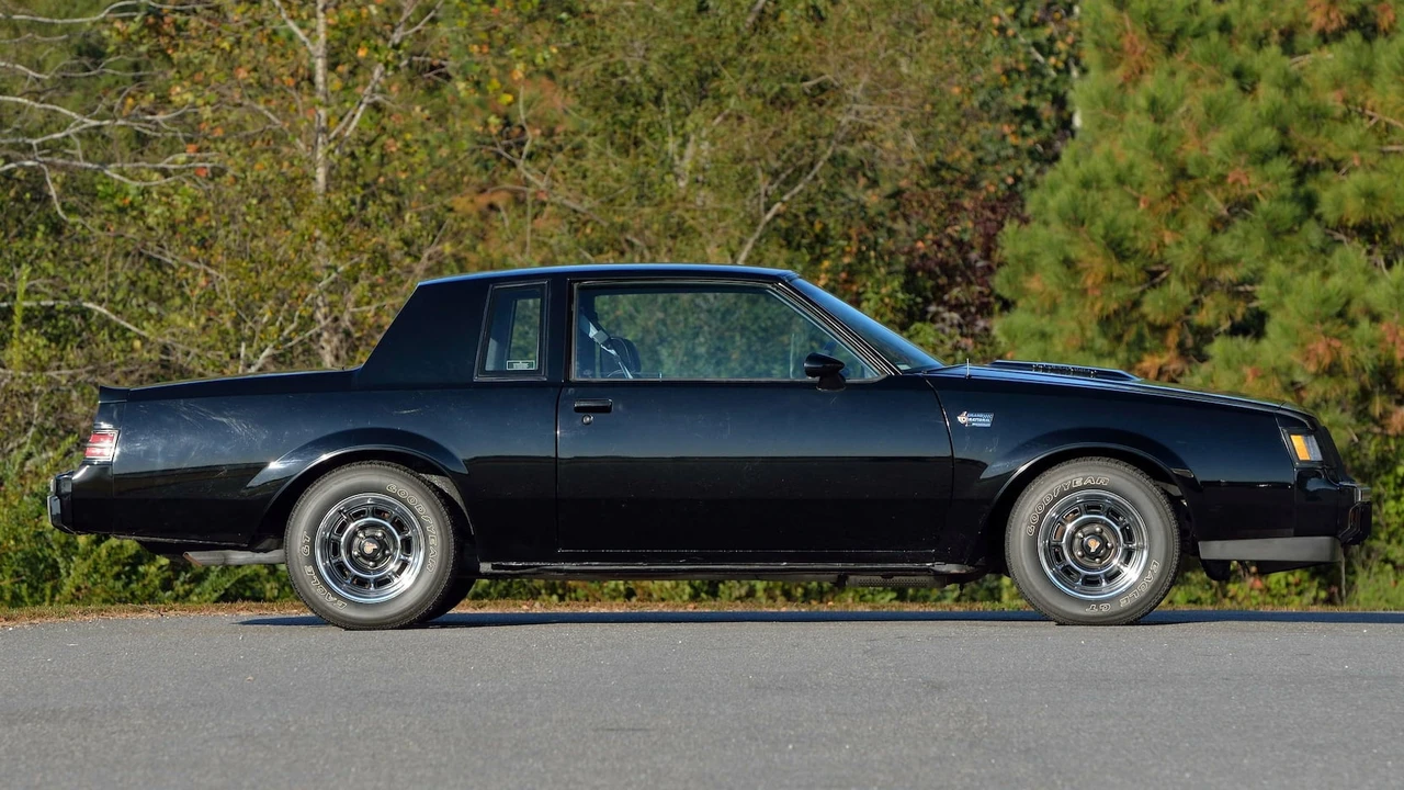 1987 Buick Grand National - Image 2 of 31