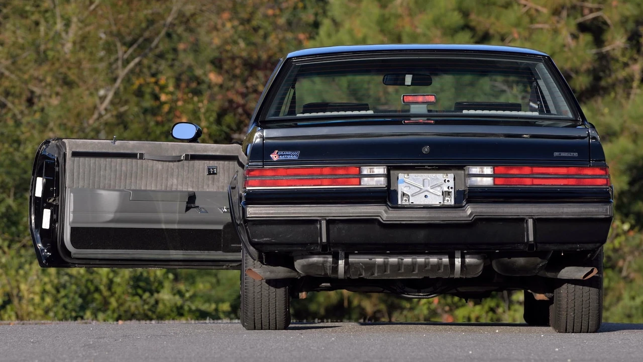 1987 Buick Grand National - Image 20 of 31