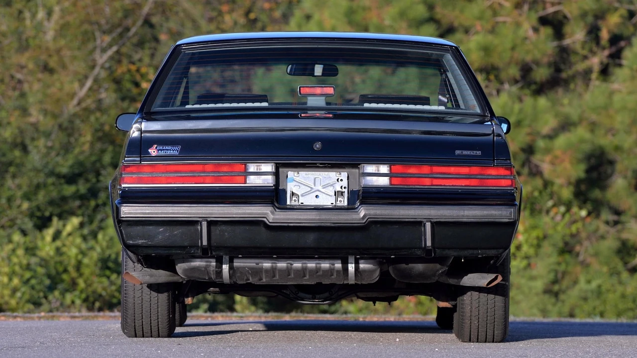1987 Buick Grand National - Image 27 of 31