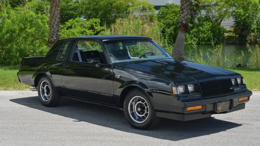 1987 Buick Grand National - Image 10 of 12