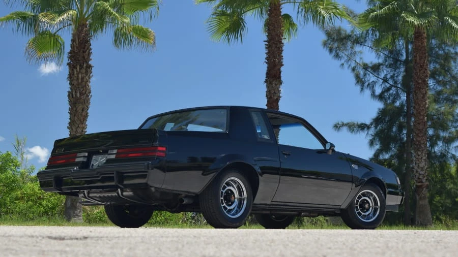1987 Buick Grand National - Image 11 of 12