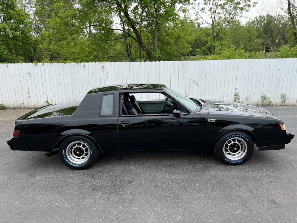 1987 Buick Grand National - Image 28 of 31