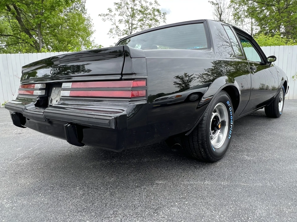 1987 Buick Grand National - Image 20 of 31