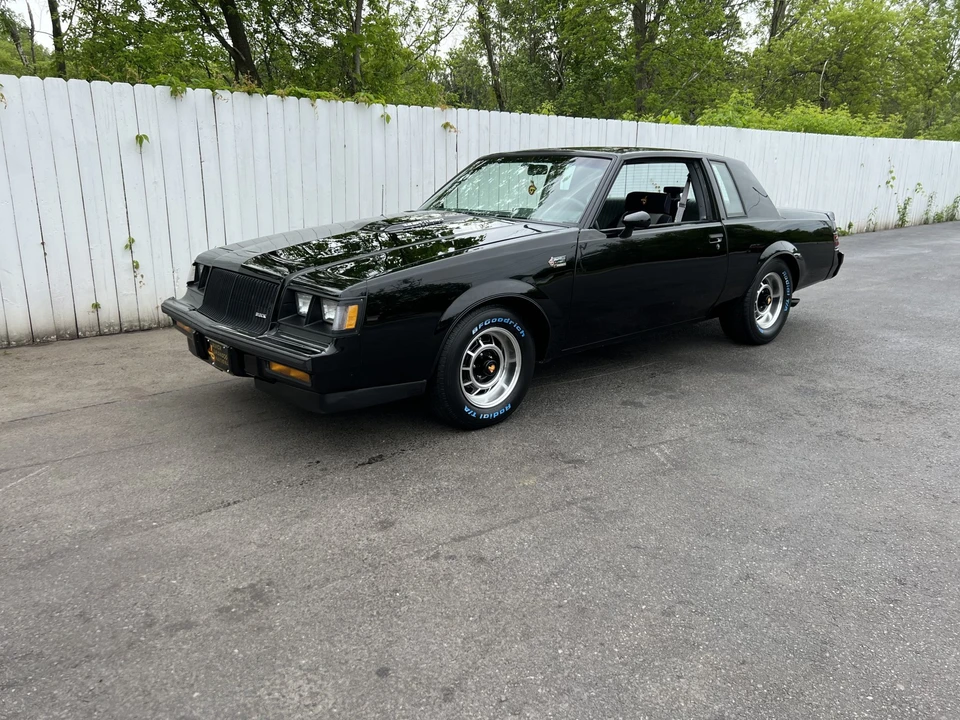 1987 Buick Grand National - Image 10 of 31