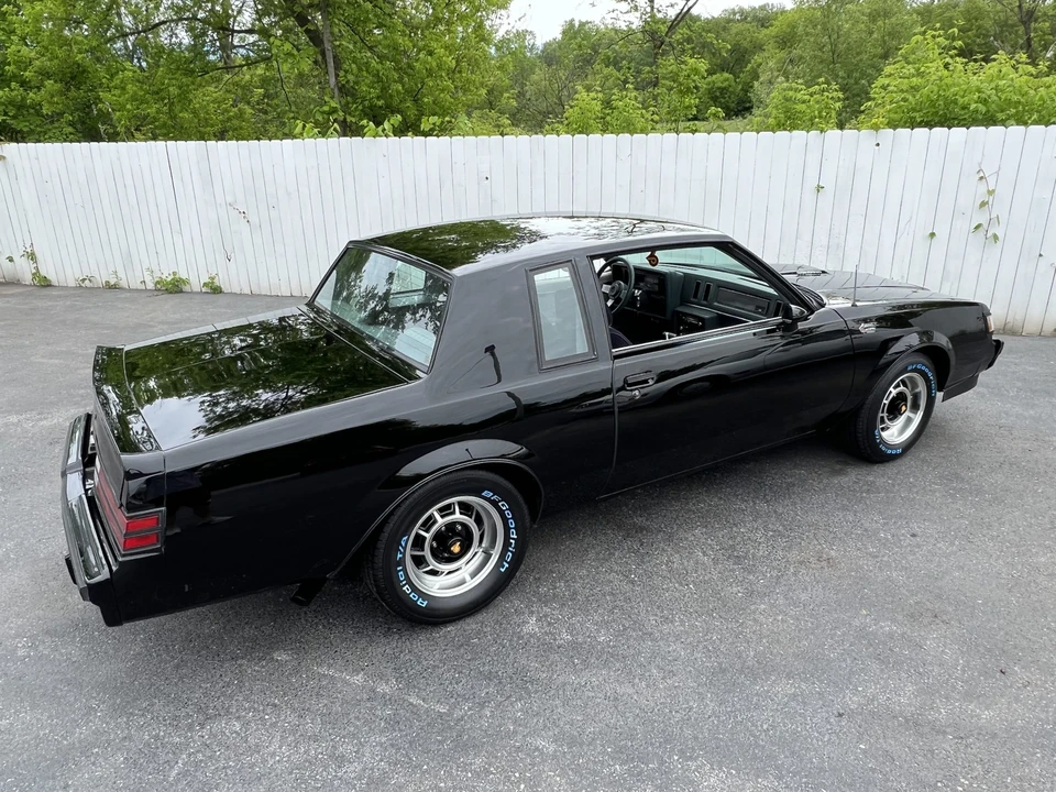 1987 Buick Grand National - Image 23 of 31