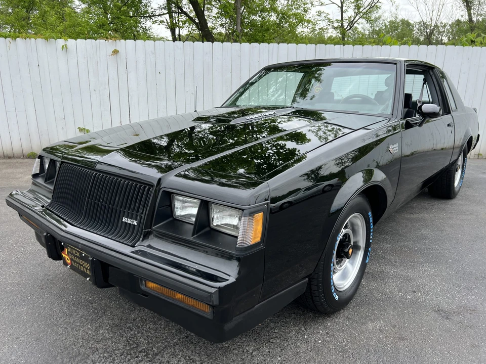 1987 Buick Grand National - Image 2 of 31