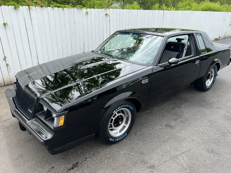 1987 Buick Grand National - Image 5 of 31