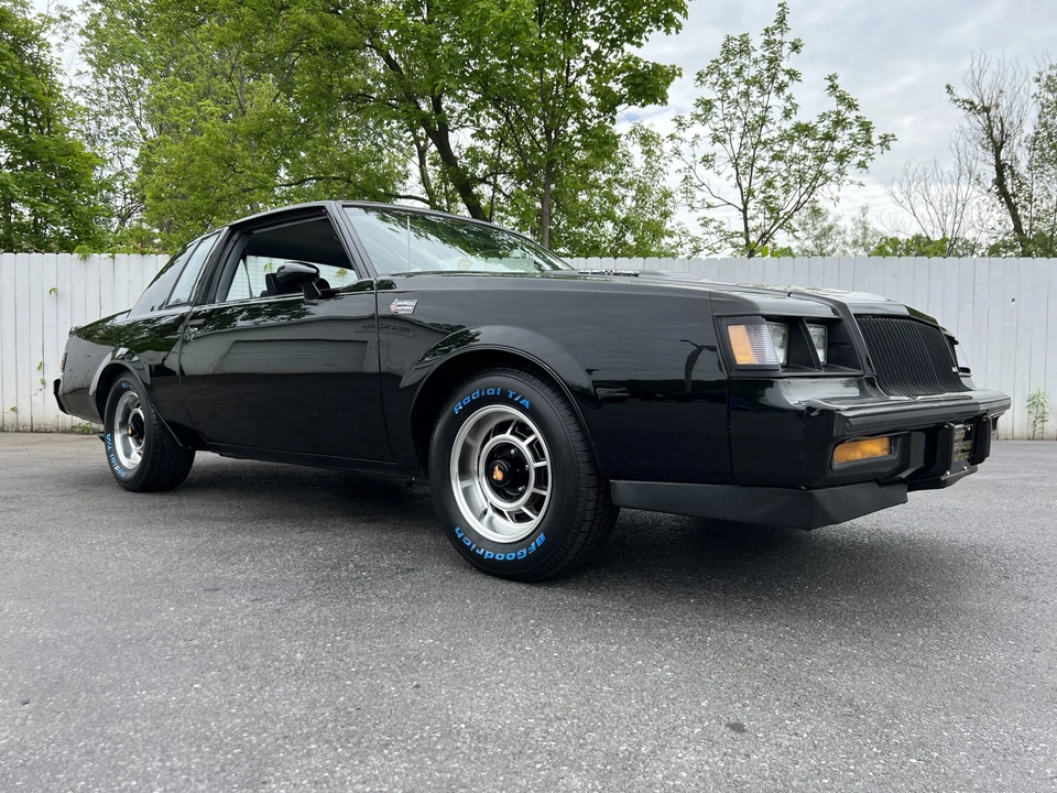 1987 Buick Grand National - Image 30 of 31