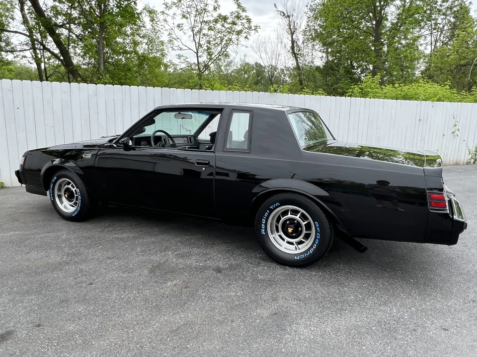 1987 Buick Grand National - Image 15 of 31