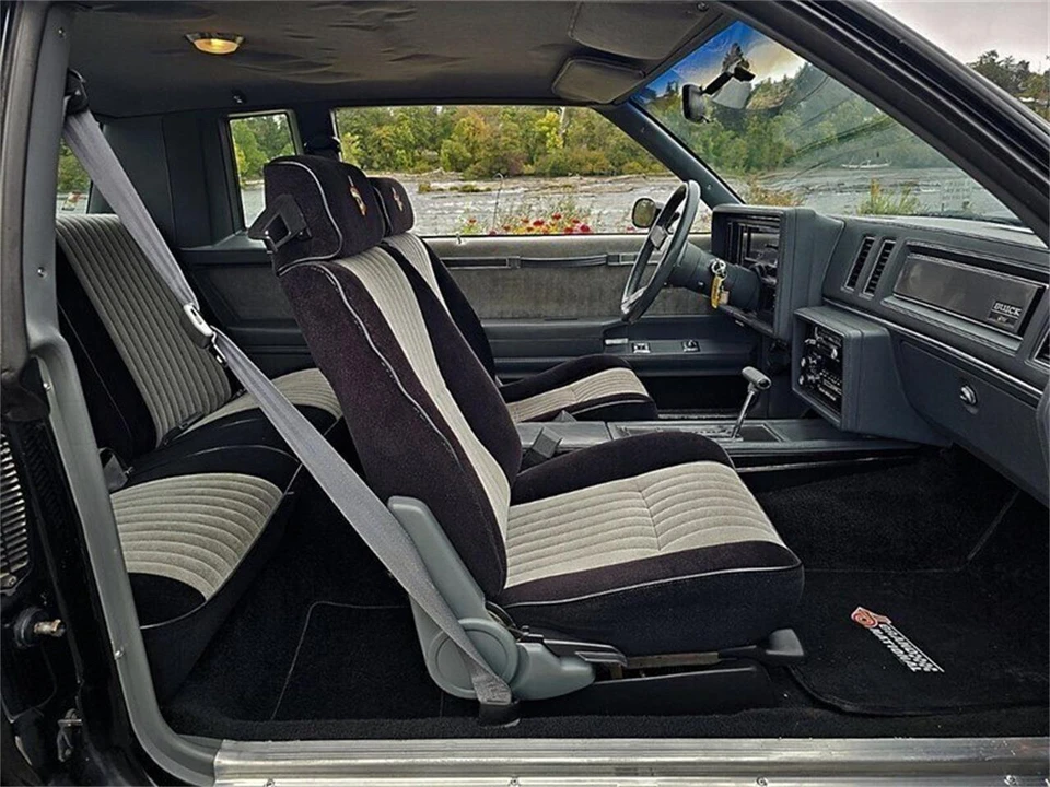 1987 Buick Grand National - Image 26 of 31