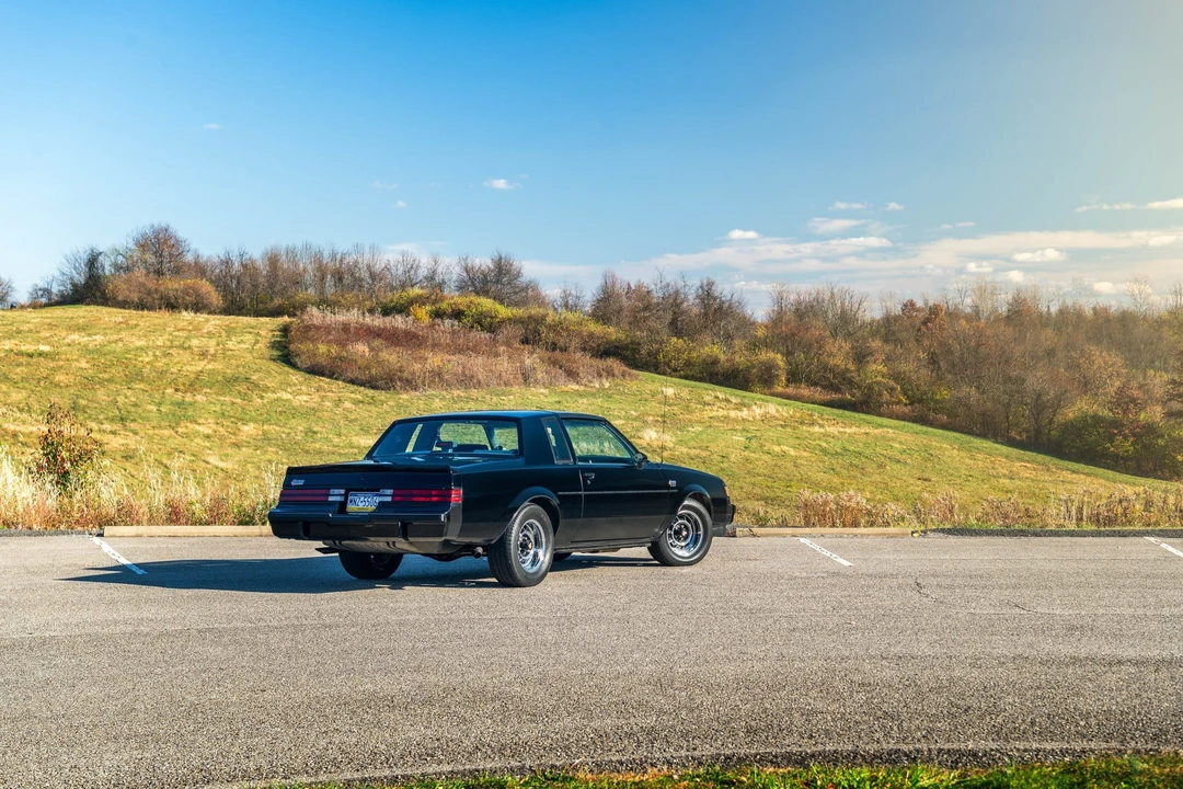 1987 Buick Grand National - Image 29 of 31