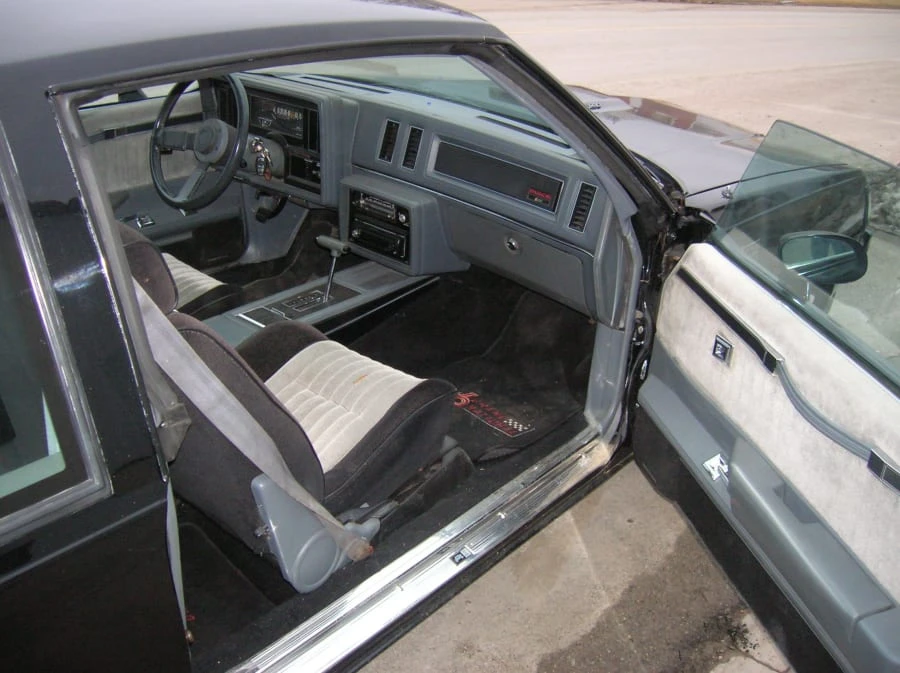1987 Buick Grand National - Image 4 of 5