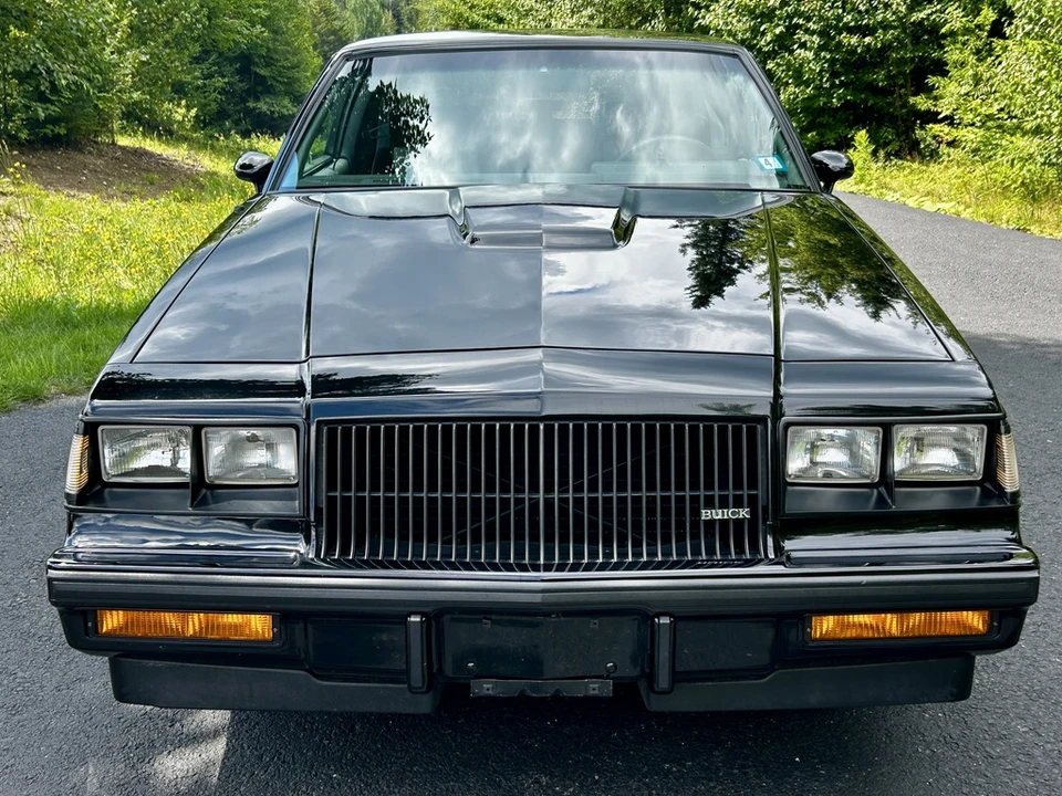 1987 Buick Grand National - Image 9 of 31