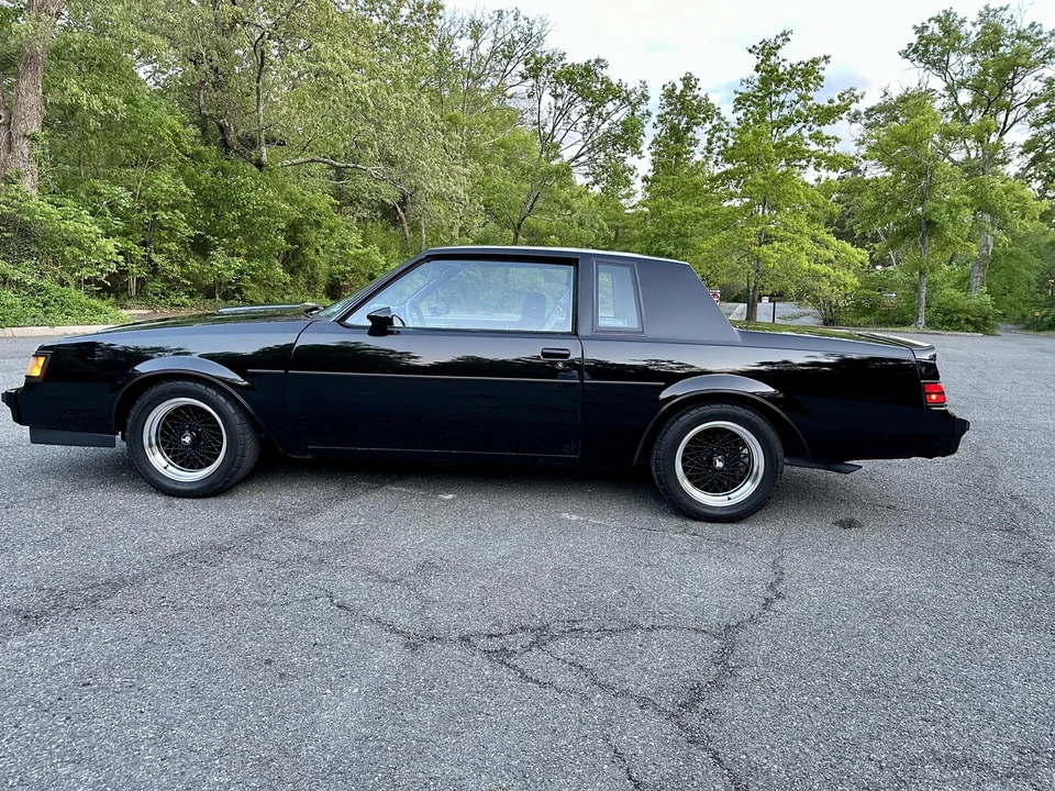 1987 Buick Grand National - Image 26 of 31