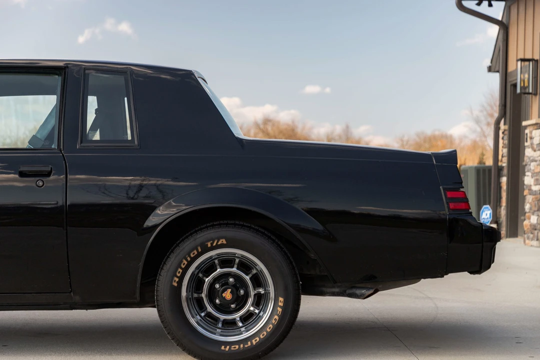 1987 Buick Grand National - Image 11 of 31
