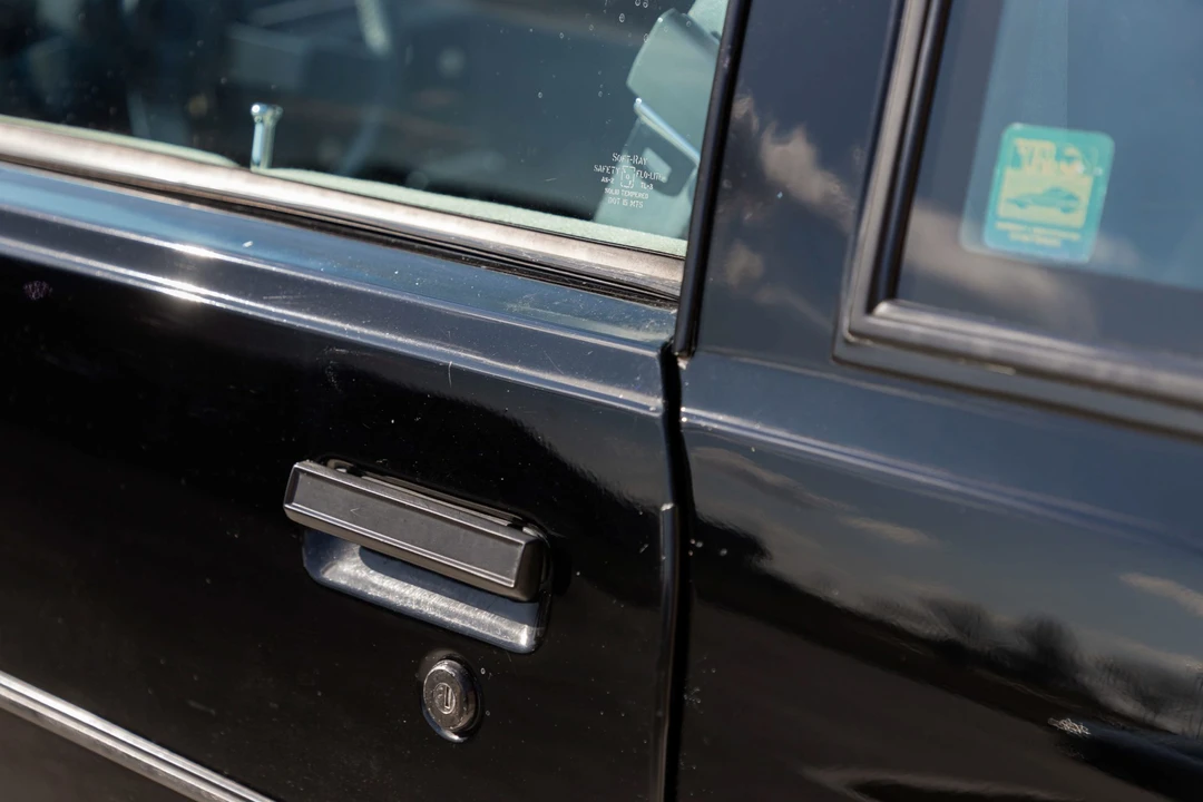 1987 Buick Grand National - Image 27 of 31