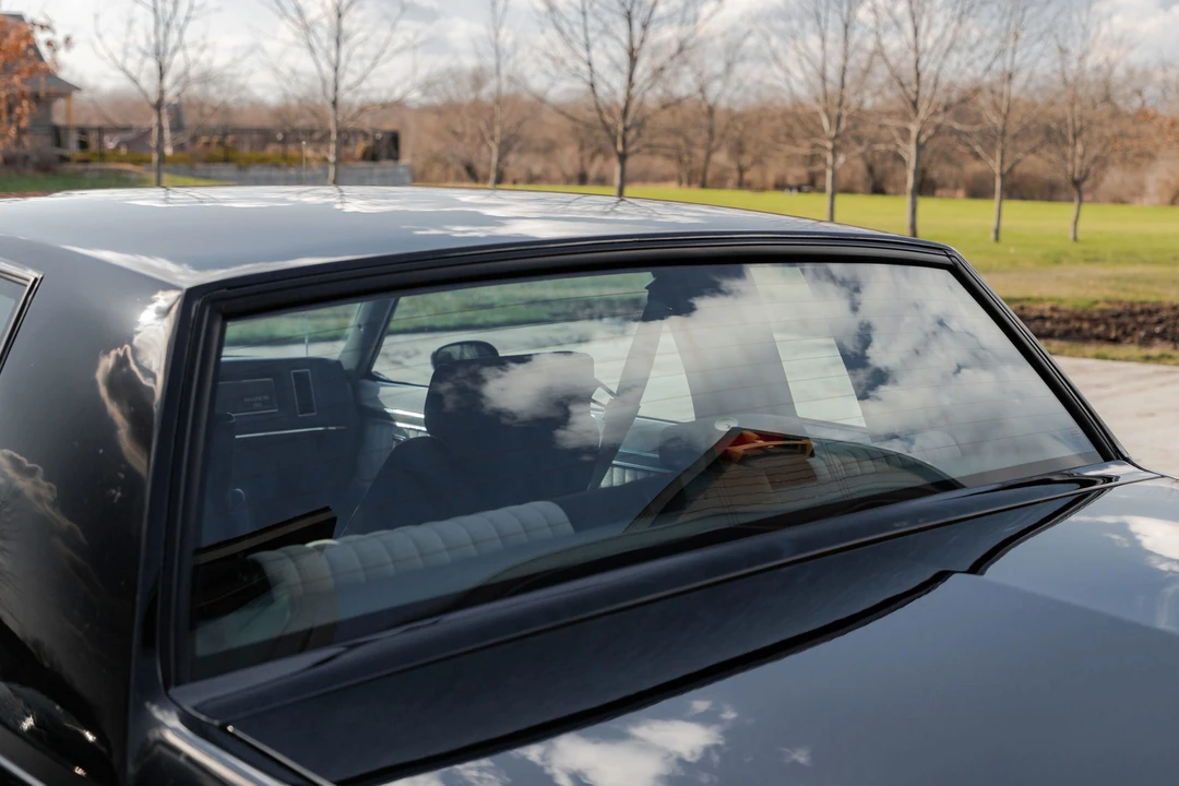1987 Buick Grand National - Image 28 of 31
