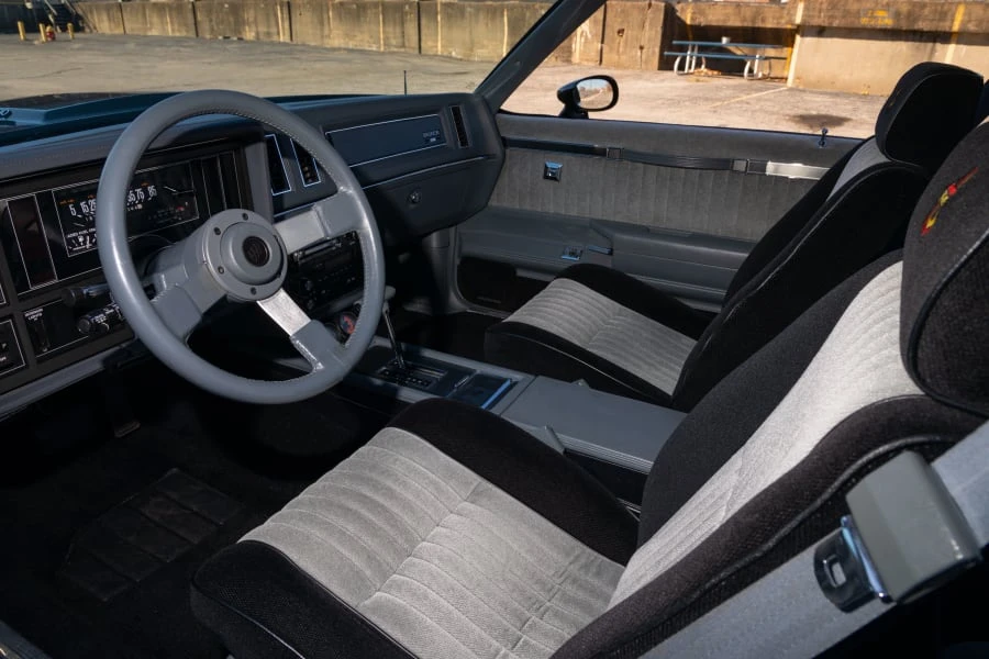 1987 Buick Grand National - Image 25 of 31